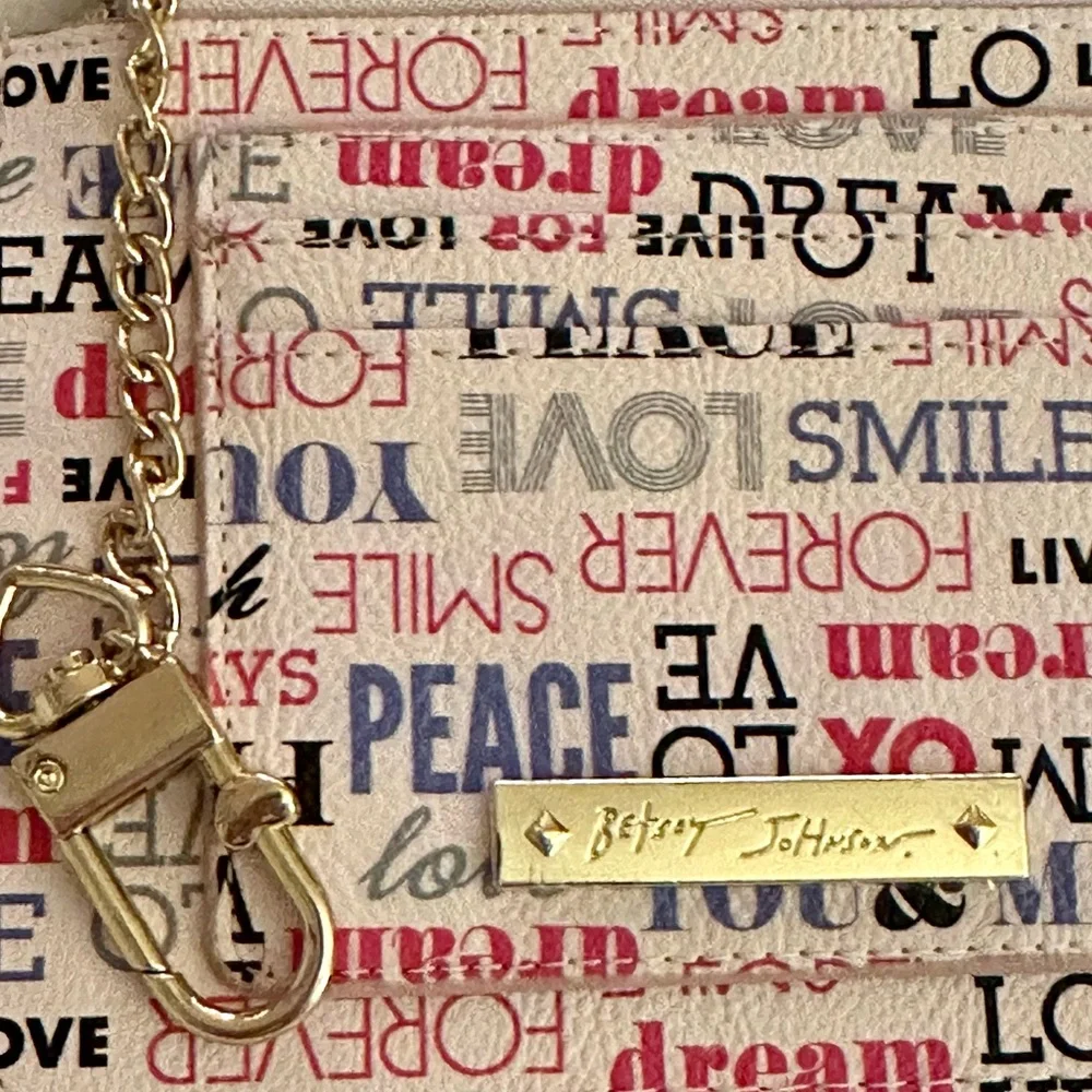 Betsey Johnson Keychain Card Wallet NWOT